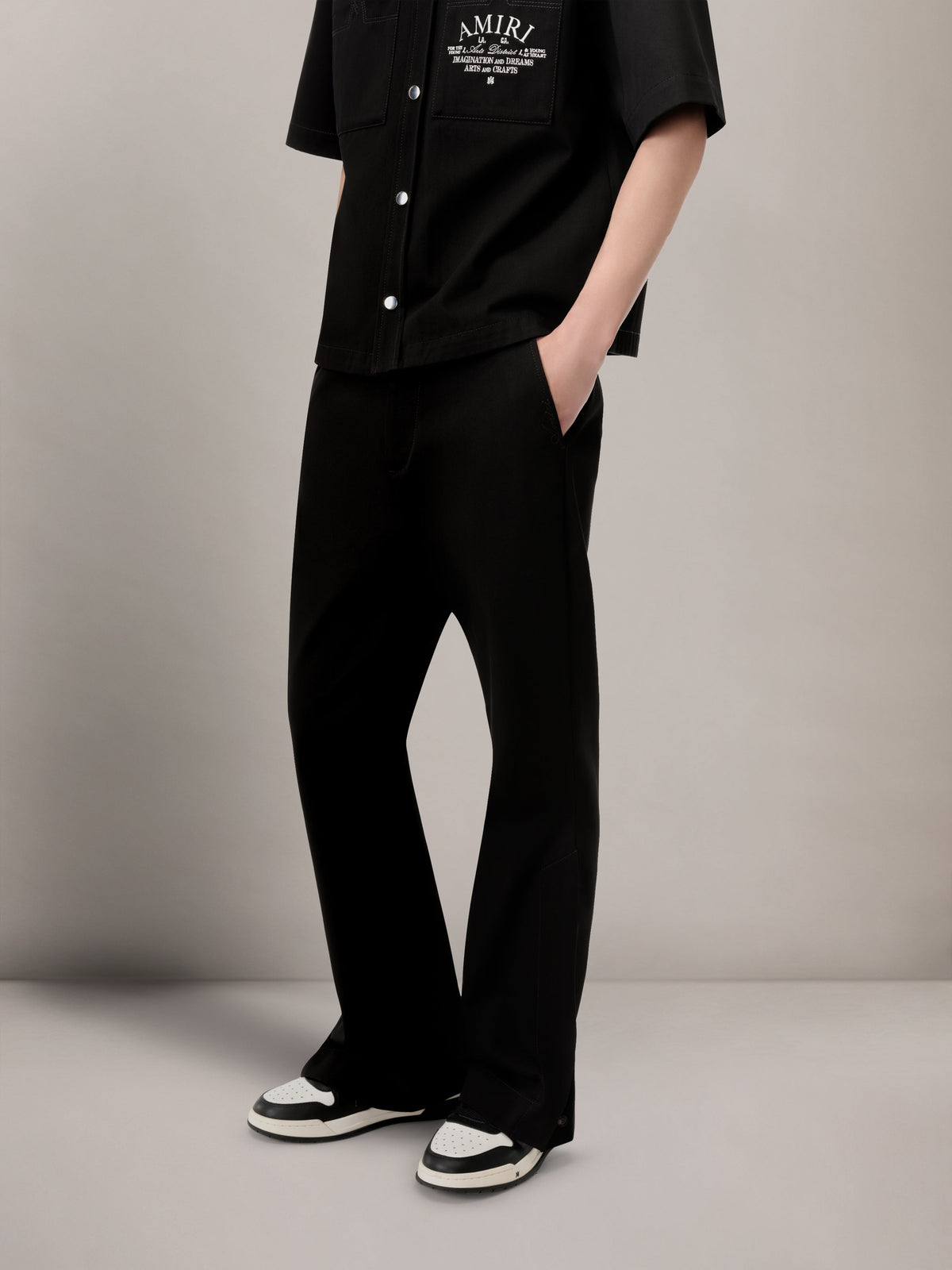 CHINO KICK FLARE - BLACK