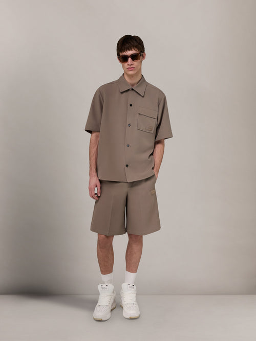 AMIRI PATCH CADY TRACK SHORT - Dark Sand