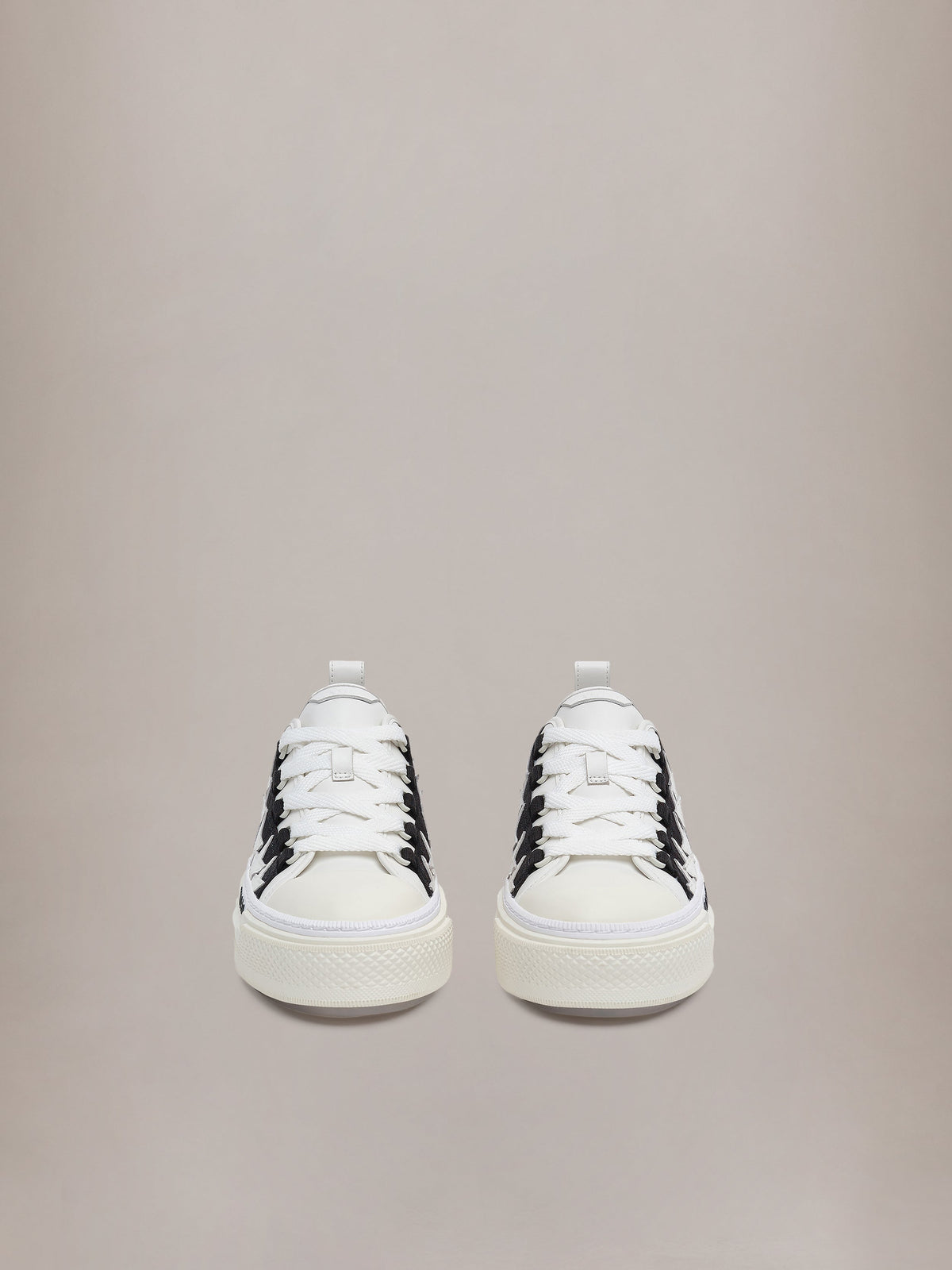 WOMEN - WOMEN'S STARS COURT LOW - Black