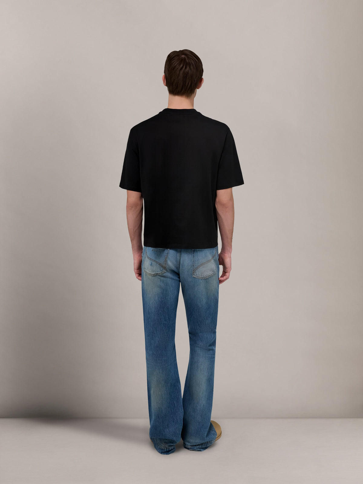 SOUTH CALI BOX TEE - Black